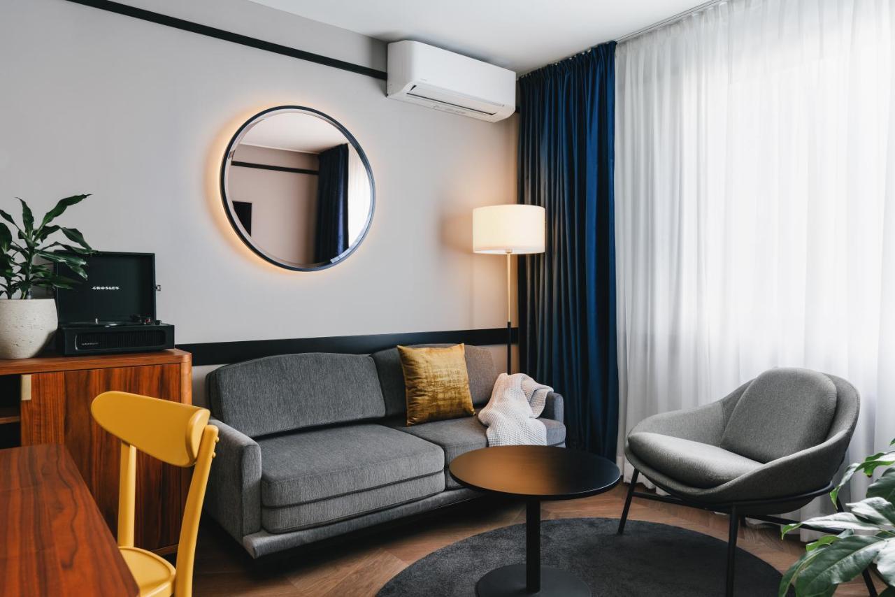 Junior Suite,1176427681:JPEG